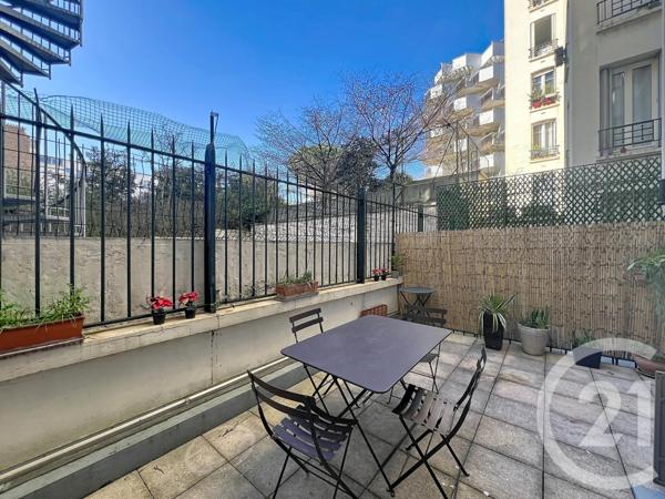 Appartement F3 à vendre  3 pièces - 63 m2 PARIS - 75020