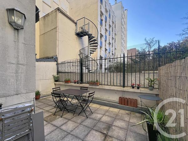 Appartement F3 à vendre  3 pièces - 63 m2 PARIS - 75020