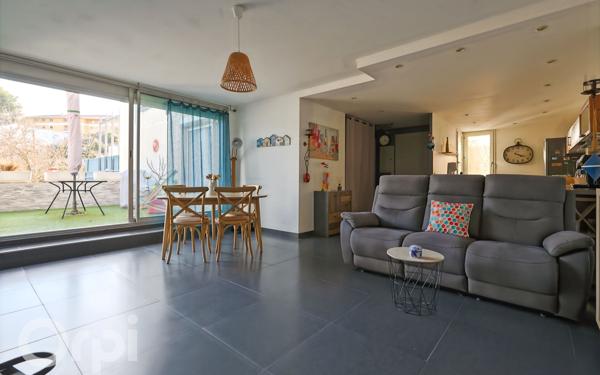 Appartement à vendre    3 pièces • 78 m2 Cannes