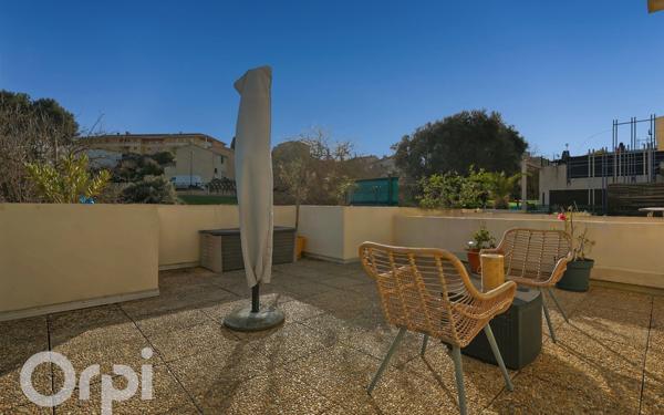 Appartement à vendre    3 pièces • 78 m2 Cannes