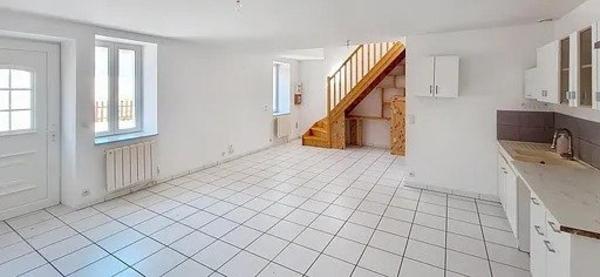 Maison de village d'environ 70m² utiles - 56m² habitables