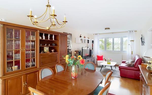 Appartement à vendre    4 pièces • 82 m2 Nantes