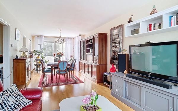 Appartement à vendre    4 pièces • 82 m2 Nantes