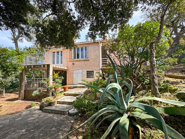 Maison 5 pièces Le Pradet vue et proximité mer !