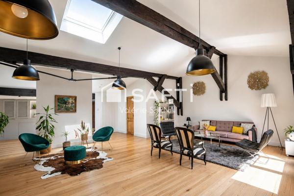 Un loft de caractère de 280 m² complété par 320 m² d'espaces aux multiples possibilités