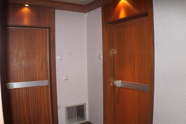 CAMBRONNE BEAU 2 PIECES AU 2 EME ASCENSEUR GRAND BALCON ET PARKING