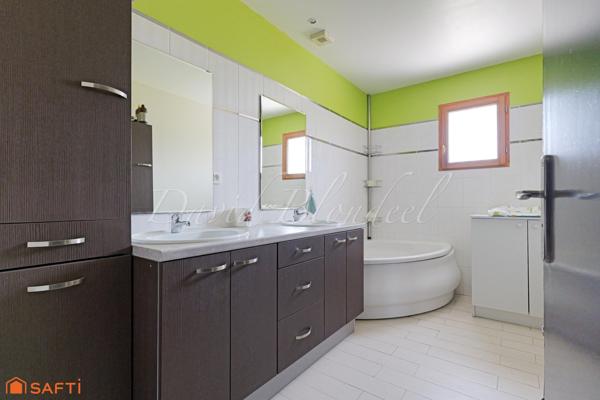 Maison plain-pied 167m2 - BRIATEXTE