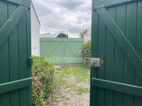 Maison 5 pièces avec un studio au BOIS PLAGE EN RE (17580)