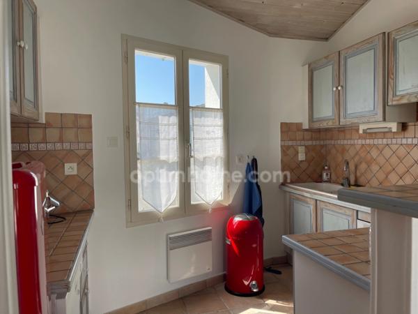 Maison 5 pièces avec un studio au BOIS PLAGE EN RE (17580)