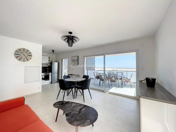 Vente                                                      Appartement
                        
                     2 pièces                      45 m2                     à Calvi