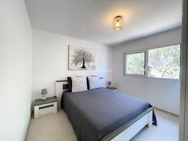 Vente                                                      Appartement
                        
                     2 pièces                      45 m2                     à Calvi
