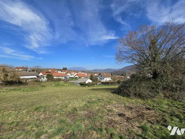 Terrain à bâtir à BRENS avec vue dégagée