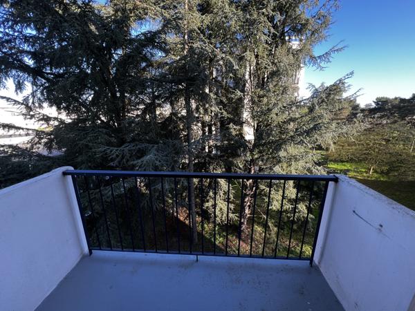 APPARTEMENT T3 - 4ème étage (ascenseur)