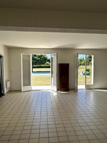 VUE UNIQUE Maison Chaulgnes 6 pièce(s) 172 m2