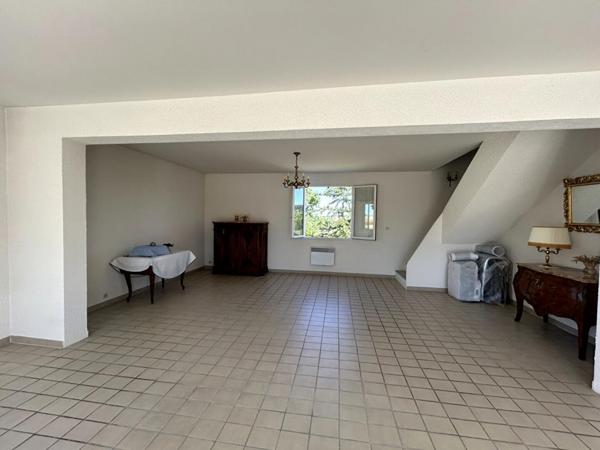 VUE UNIQUE Maison Chaulgnes 6 pièce(s) 172 m2