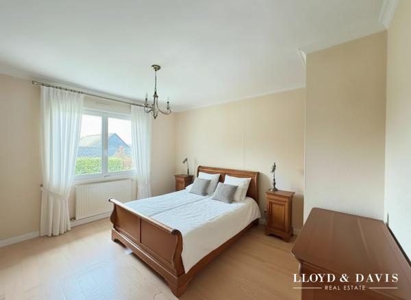 LANDERNEAU MAISON T6 DE PLAIN-PIED