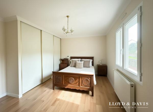 LANDERNEAU MAISON T6 DE PLAIN-PIED
