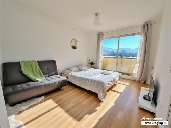 PONT DE VIVAUX- Magnifique Appartement T3 à Marseille 13010