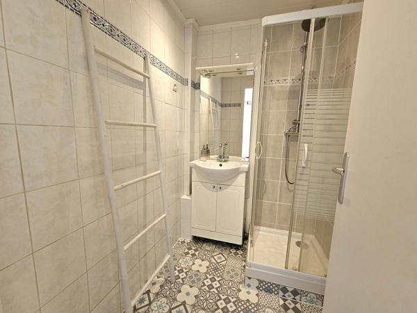 PONT DE VIVAUX- Magnifique Appartement T3 à Marseille 13010