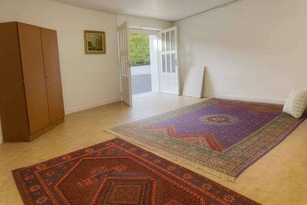 03800 GANNAT PROPRIÉTÉ AVEC PARC NATUREL AVEC VILLA 6 PIÈCES AVEC PARC NATUREL, AVEC GARAGES 3 PLACES AVEC PLACE DE PARKING AVEC TERRASSE, AVEC PICINE ET COURT DE TENNIS (HELIPORT)