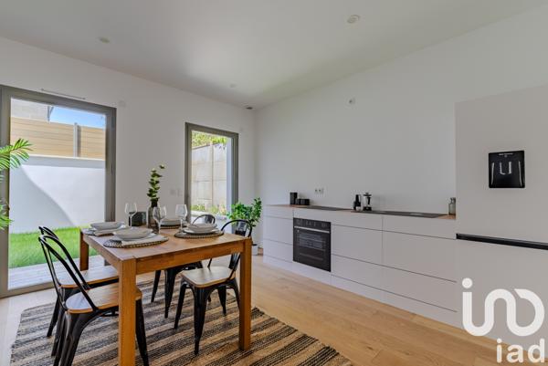 Maison à vendre 5 pièces 113 m² Mérignac