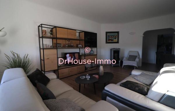 Maison à vendre 14 pièces de 300 m²