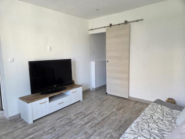 CUERS – Maison indépendante  3 chambres + studio – Quartier calme