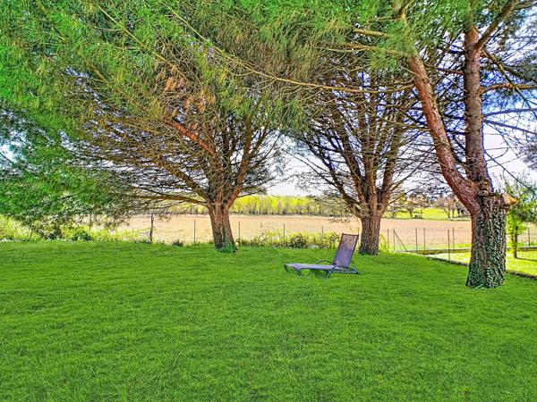 Genay (69730) Civrieux (01390) – Villa contemporaine 145 m² – Terrain 1400 m² – Calme absolu