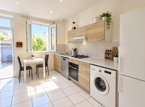 IMMEUBLE 400M2 QUINCIEUX