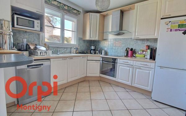 Maison à vendre    7 pièces •  Montigny-le-Bretonneux