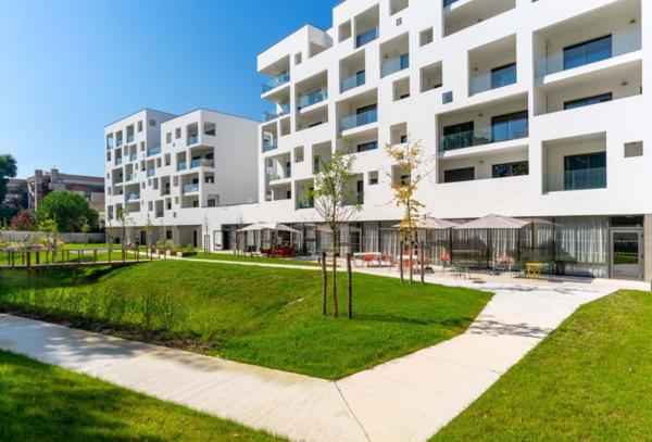 INVESTISSEMENT LOCATIF – LE BOUSCAT – Résidence seniors Stella Danaé - Le Domaine des Vignes - 5,36% de rentabilité