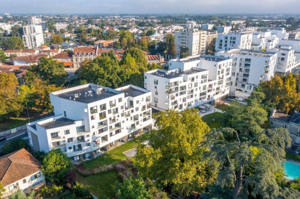 INVESTISSEMENT LOCATIF – LE BOUSCAT – Résidence seniors Stella Danaé - Le Domaine des Vignes - 5,36% de rentabilité