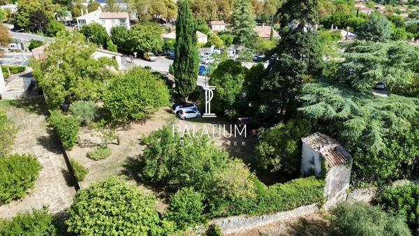 Maison avec terrain et vue sur la citadelle au coeur de Forcalquier
