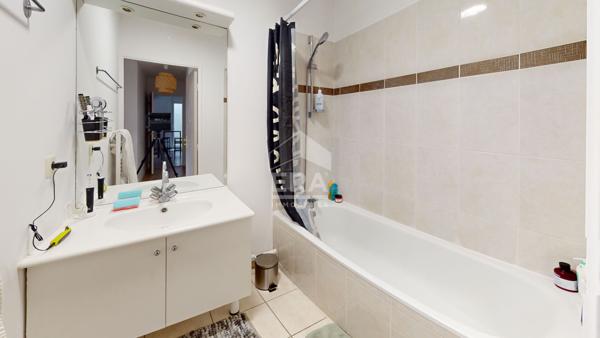 Appartement Paris 3 pièces  59 m2 avec un jardin de 34m²