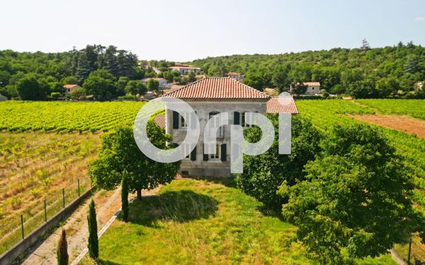 Maison à vendre    7 pièces • 188,72 m2 Ruoms