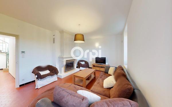 Maison à vendre    7 pièces • 188,72 m2 Ruoms