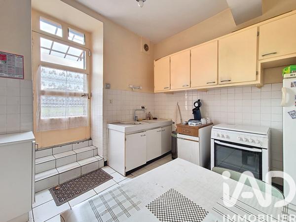 Maison à vendre 9 pièces 159 m² Bourbon-l'Archambault