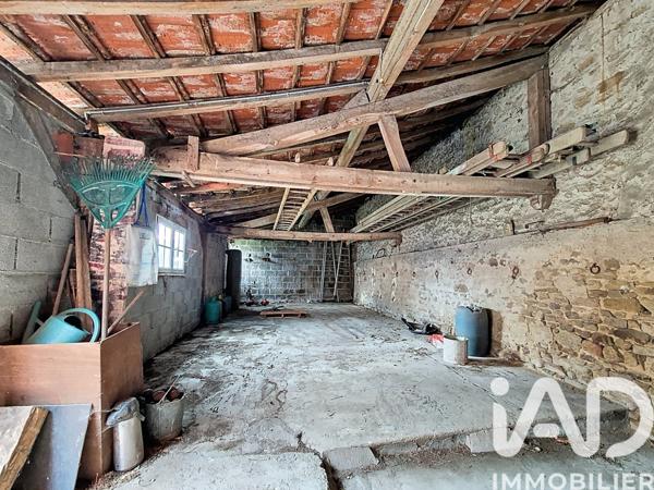 Maison à vendre 9 pièces 159 m² Bourbon-l'Archambault