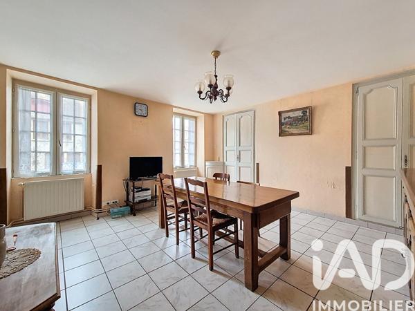Maison à vendre 9 pièces 159 m² Bourbon-l'Archambault