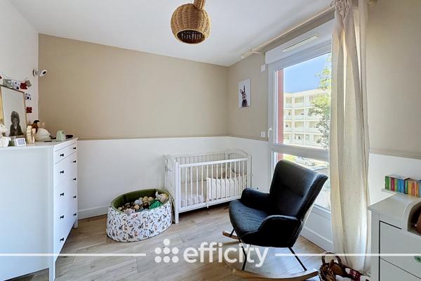 Appartement
         4 pièces
        - 83 m² Exclusivité 209 000 € *