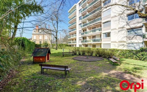 Appartement à vendre    3 pièces • 71,71 m2 Caluire-et-Cuire