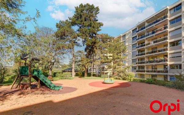 Appartement à vendre    3 pièces • 71,71 m2 Caluire-et-Cuire