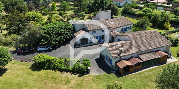Maison 7 pièces 220 m2