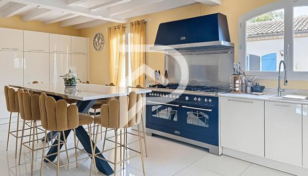 Maison 7 pièces 220 m2