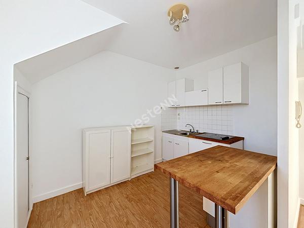 Nantes Monselet - Appartement 2 pièces en dernier étage
