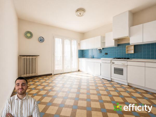Maison
         6 pièces
        - 200 m² 199 000 € *