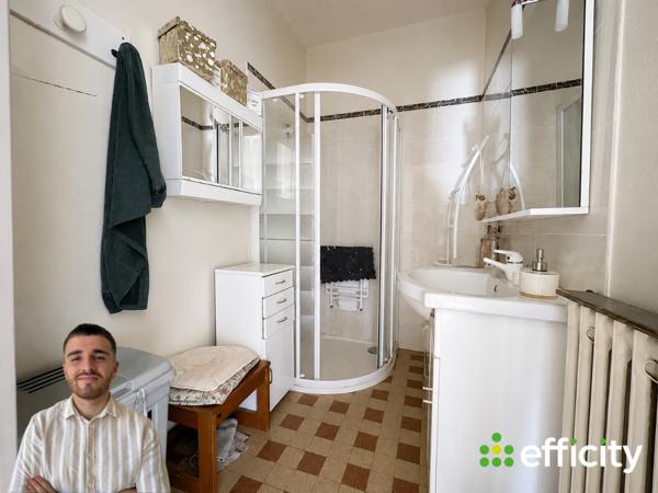 Maison
         6 pièces
        - 200 m² 199 000 € *