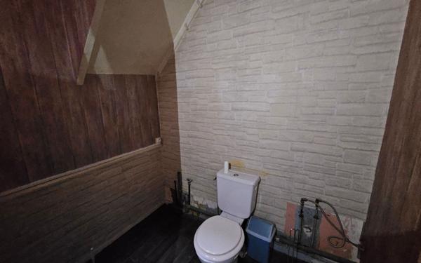 Immeuble à vendre    7 pièces •  Bellac