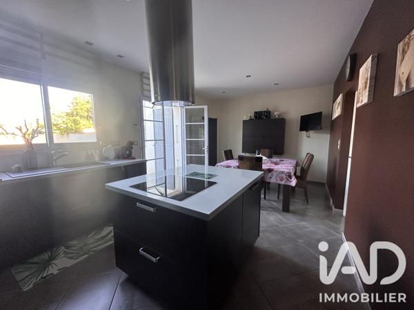 Maison à vendre 4 pièces 107 m² Rochefort