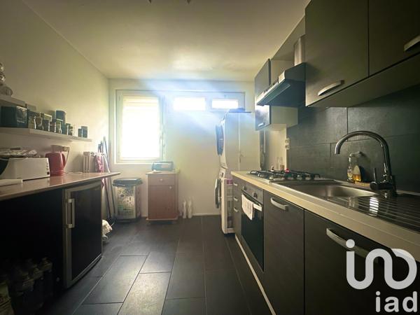 Appartement 3 pièces de 55 m² à Lys-lez-Lannoy (59390)